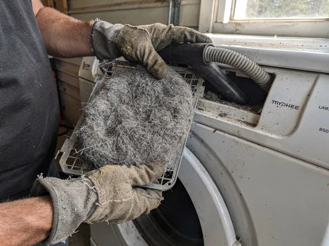 Cleaning Dryer Lint Trap in Providence, RI